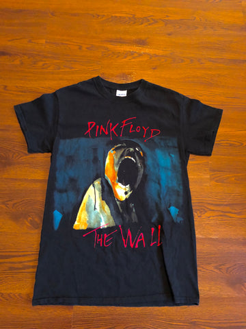 Vintage Pink Floyd On The Wall Tee sz Small New Condition