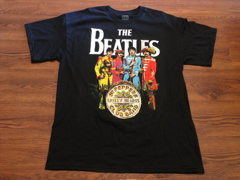 The Beatles Lonely Hearts T-shirt sz Xl