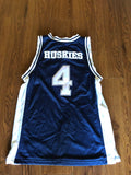 NCAA U of Conneticut Huskies Basketball Jersey Sewn Brand New Condition #4 sz M